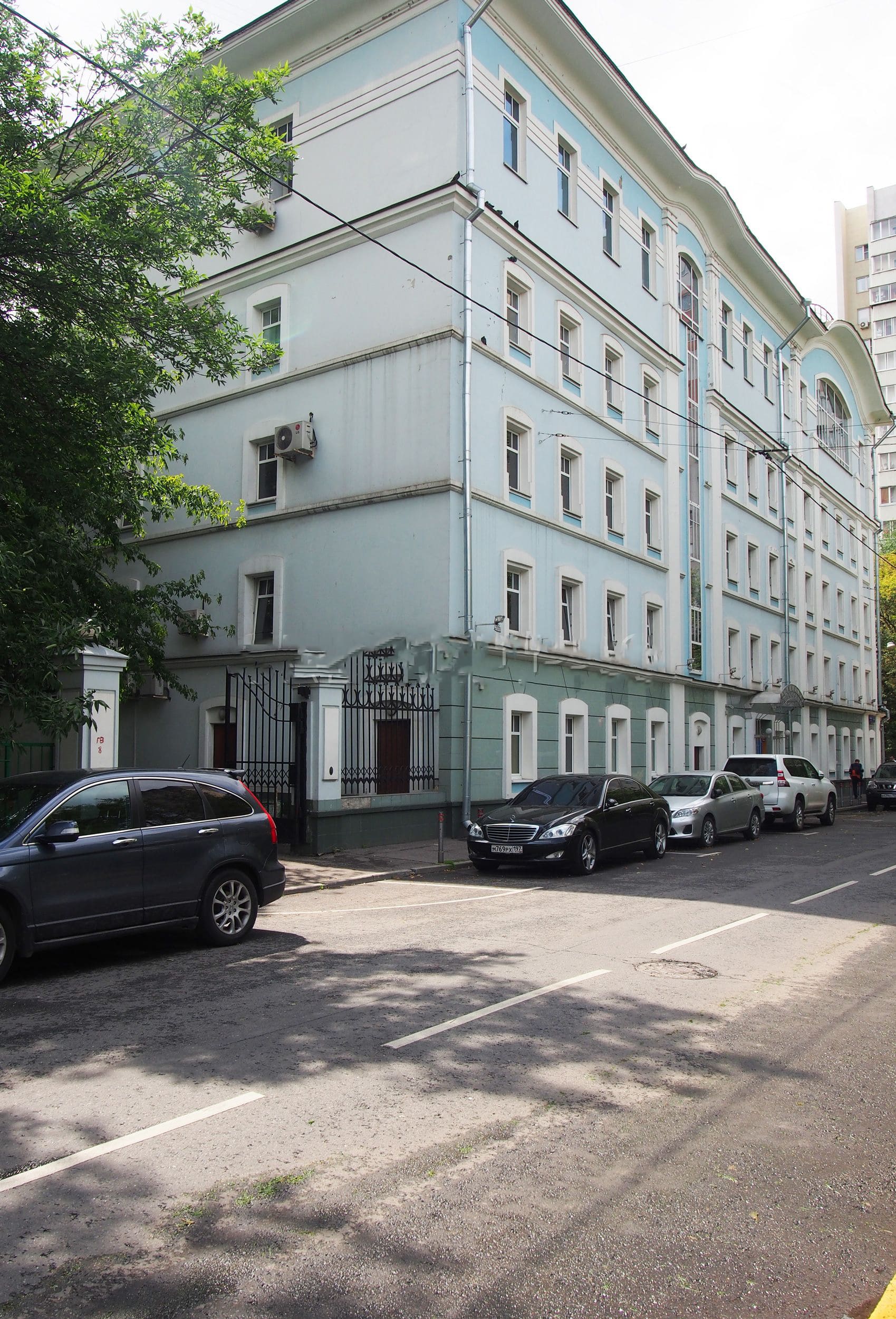 Продажа бизнес-центра 2785 квадратных метров в ЦАО 