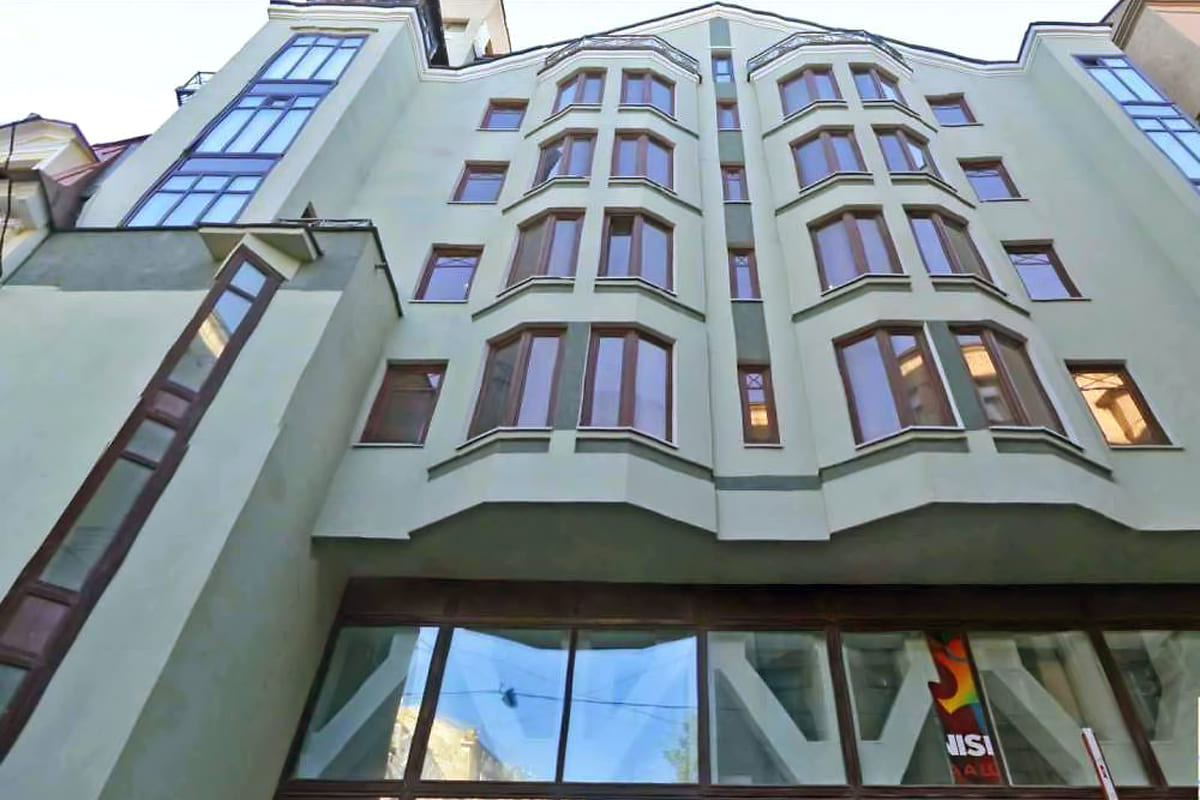 Продажа бизнес-центра 4700 квадратных метров в ЦАО 