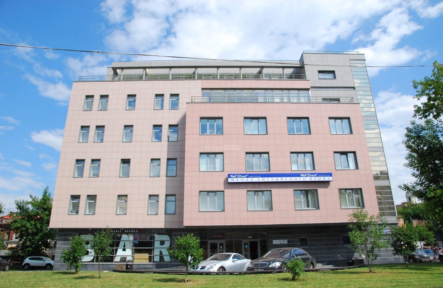 Продажа бизнес-центра 2500 квадратных метров в ЦАО 
