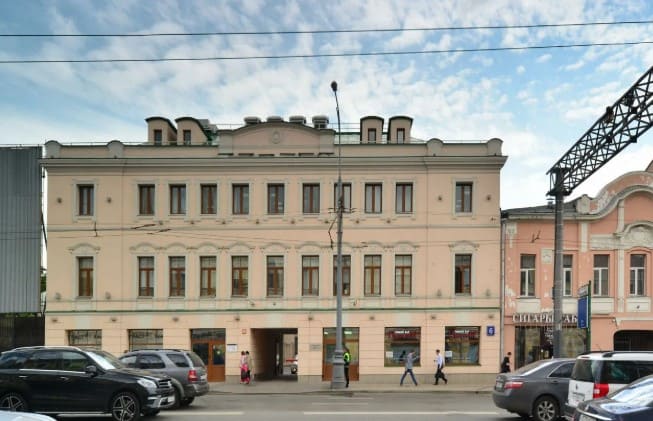 Продажа бизнес-центра 4900 квадратных метров в ЦАО 