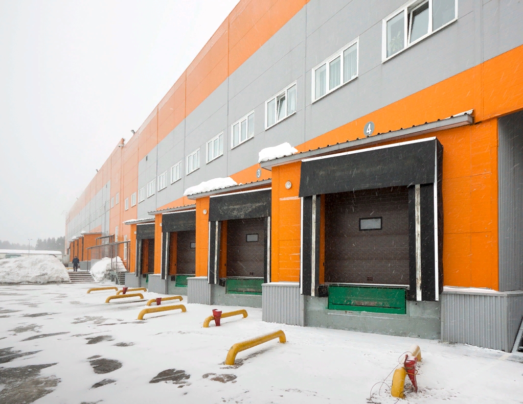 Продажа склада 48000 квадратных метров в  