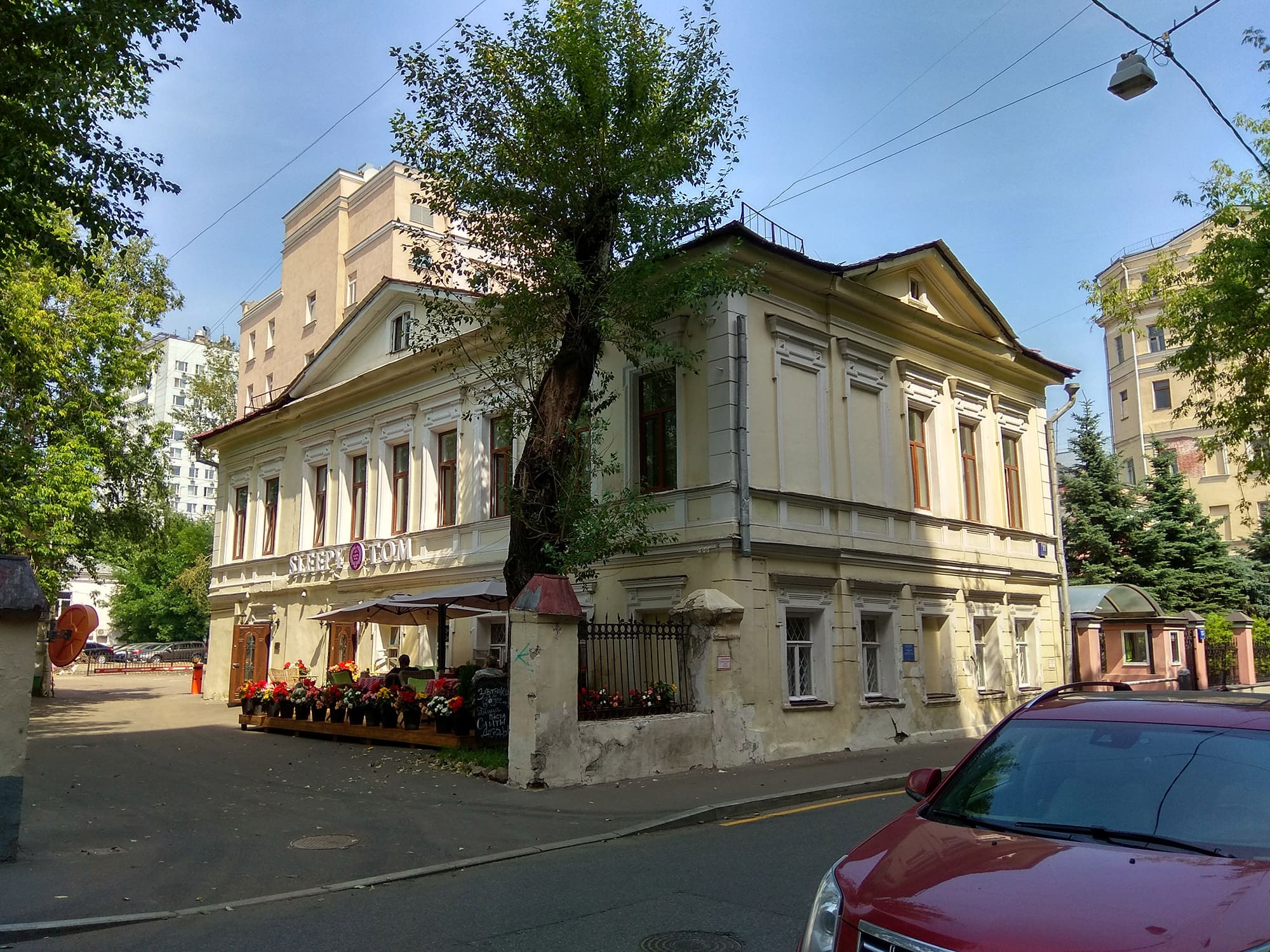 Продажа особняка 400 квадратных метров в ЦАО 