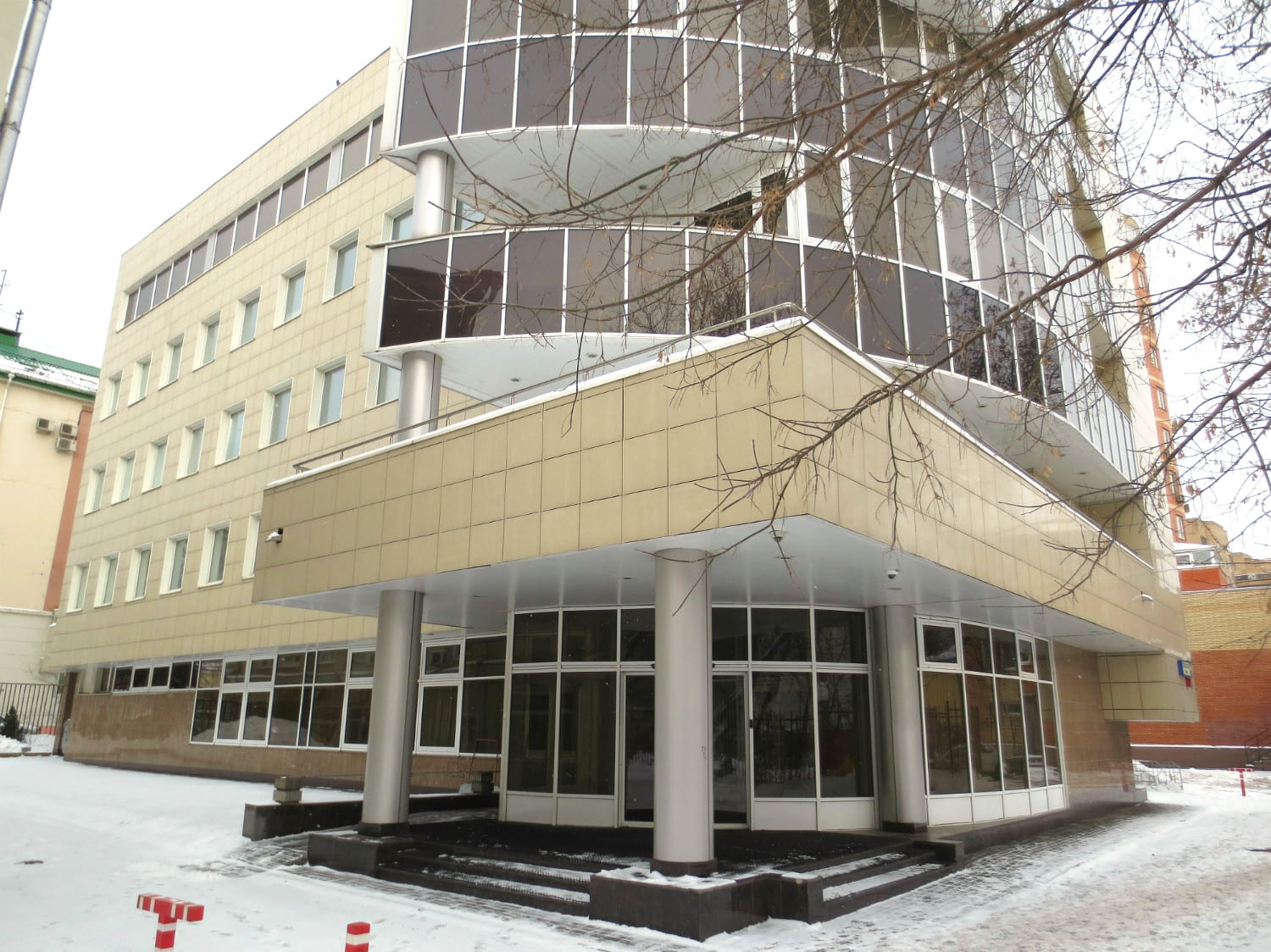 Продажа бизнес-центра 2500 квадратных метров в ЦАО 