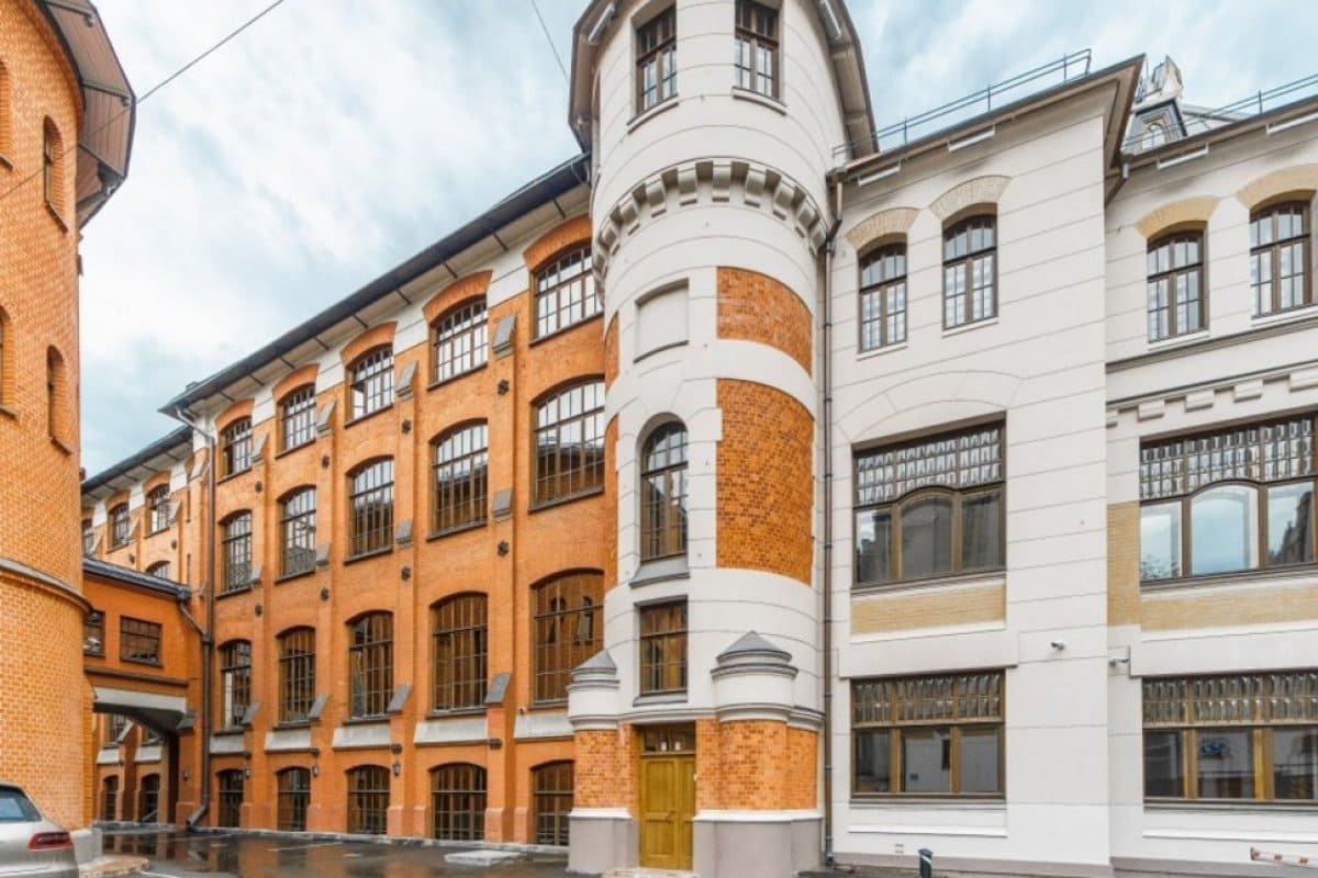 Продажа бизнес-центра 8000 квадратных метров в ЦАО 