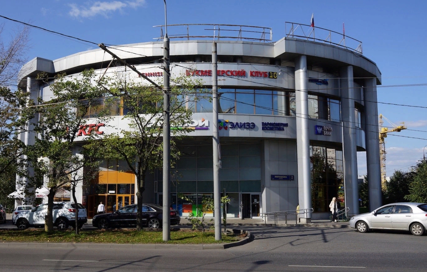 Продажа торгового-центра 2212 квадратных метров в ЗАО 