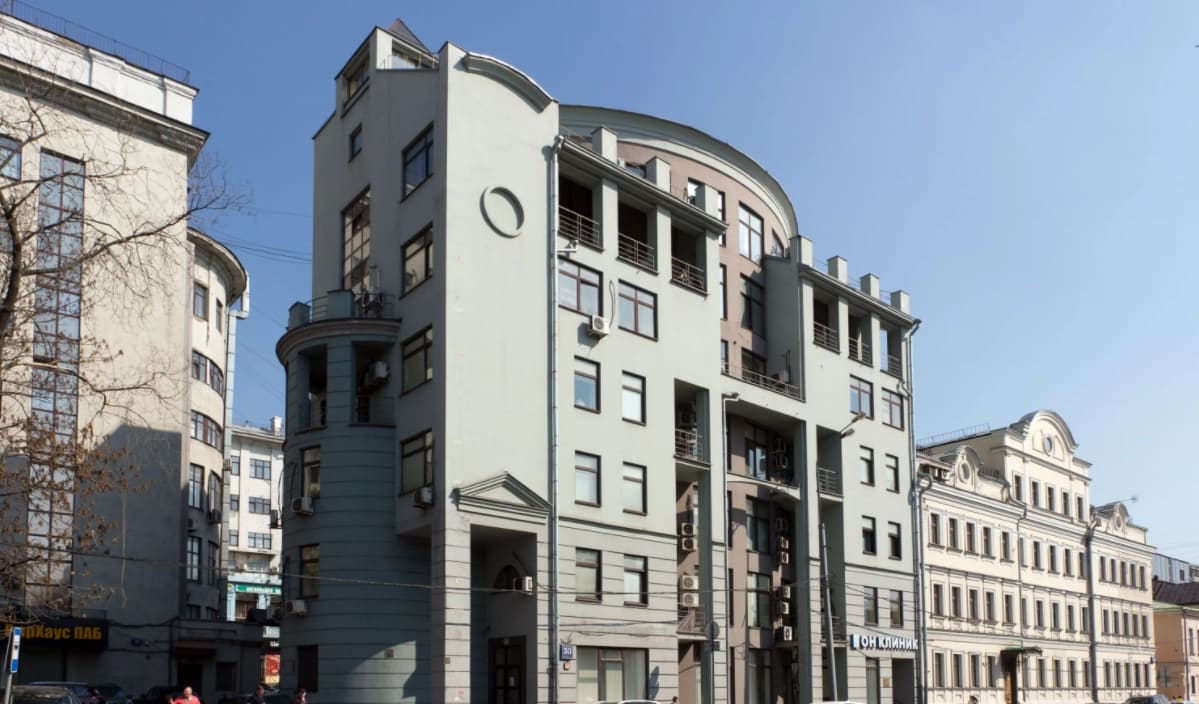 Продажа бизнес-центра 2500 квадратных метров в ЦАО 