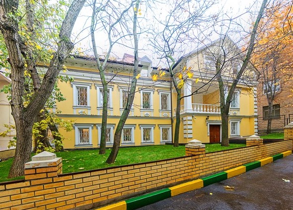 Продажа особняка 620 квадратных метров в ЦАО 
