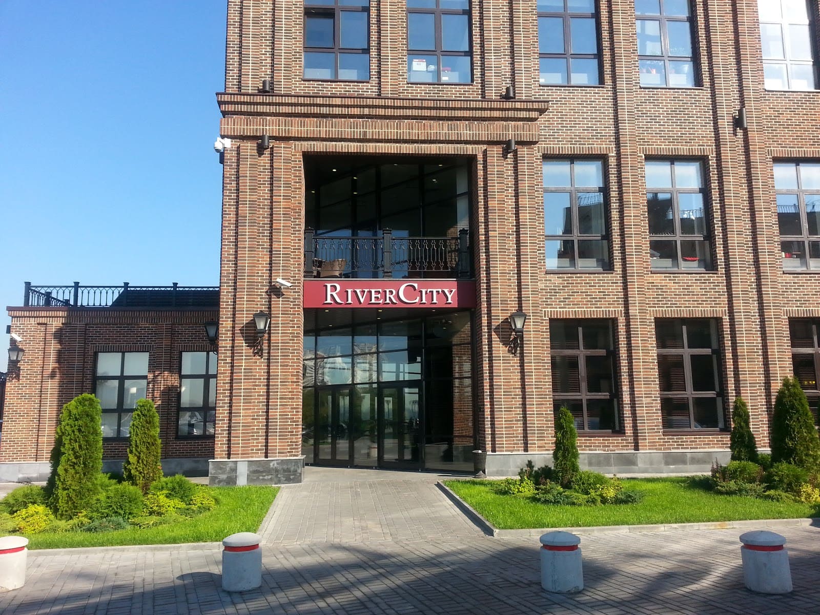 продажа здания бц River City