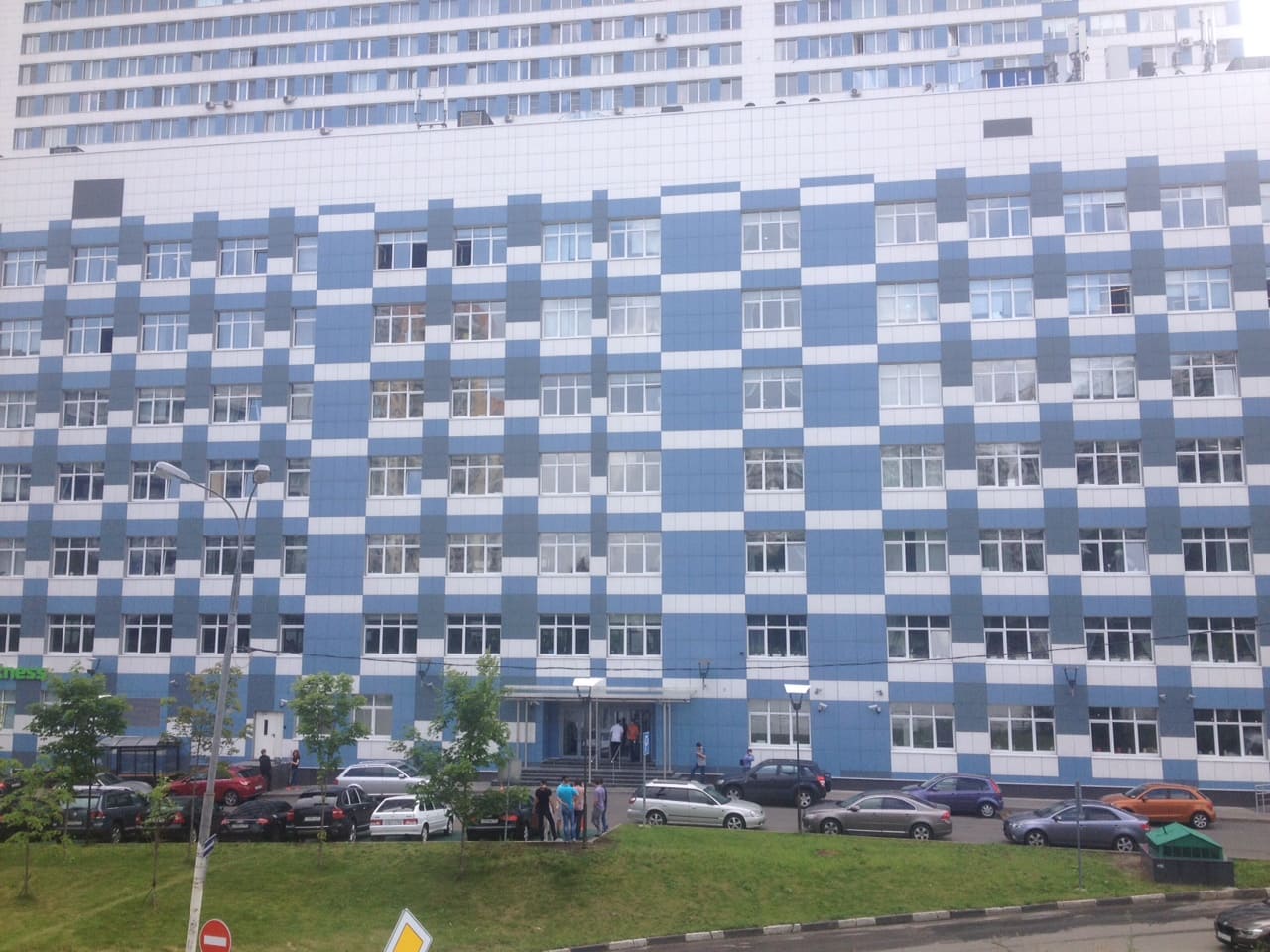 продажа здания бц Авиньон