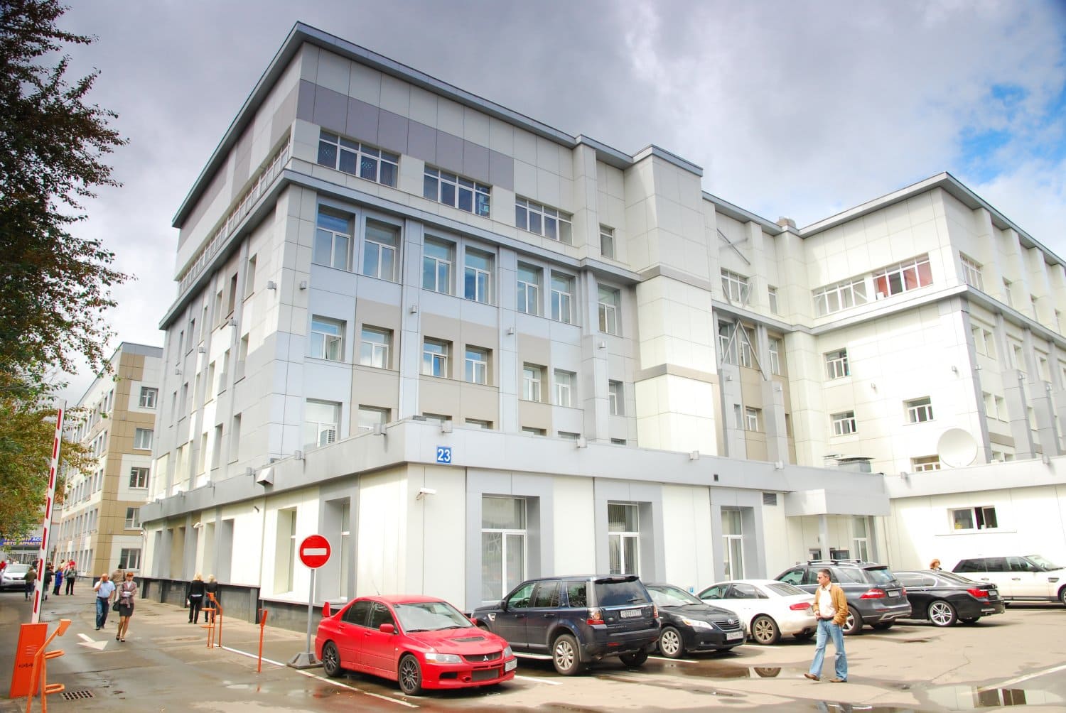 продажа здания бц МирЛанд